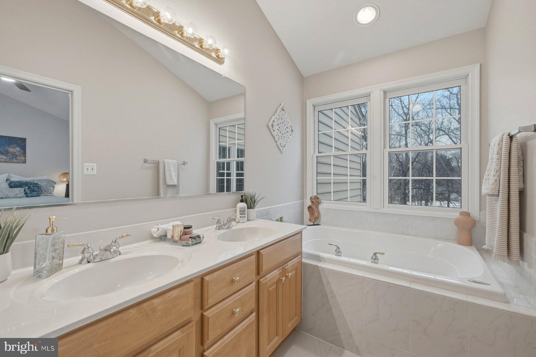 133 WOOTTON OAKS COURT