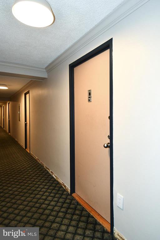 10201 GROSVENOR PLACE 1015