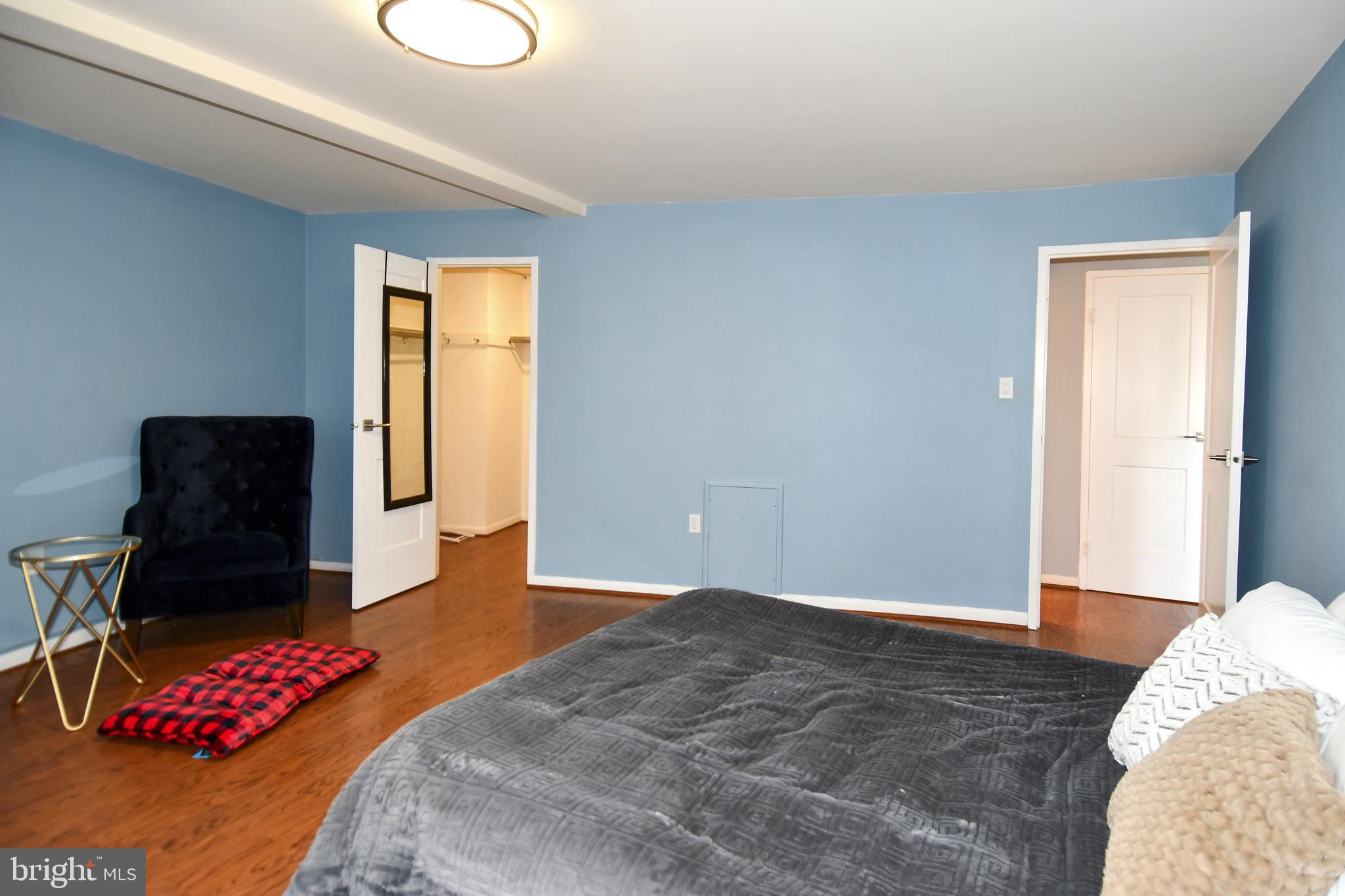 10201 GROSVENOR PLACE 1015