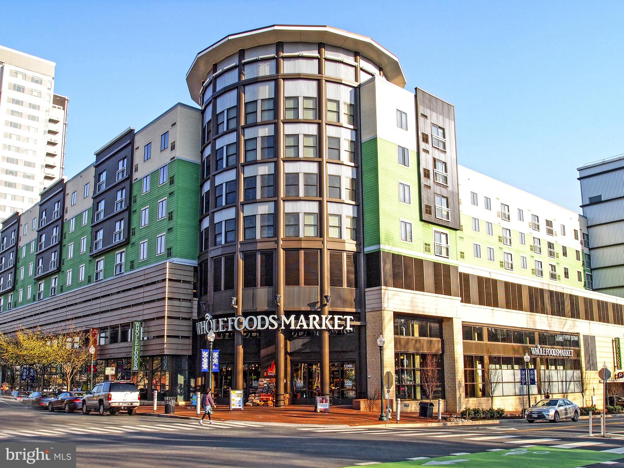 10201 GROSVENOR PLACE 1015