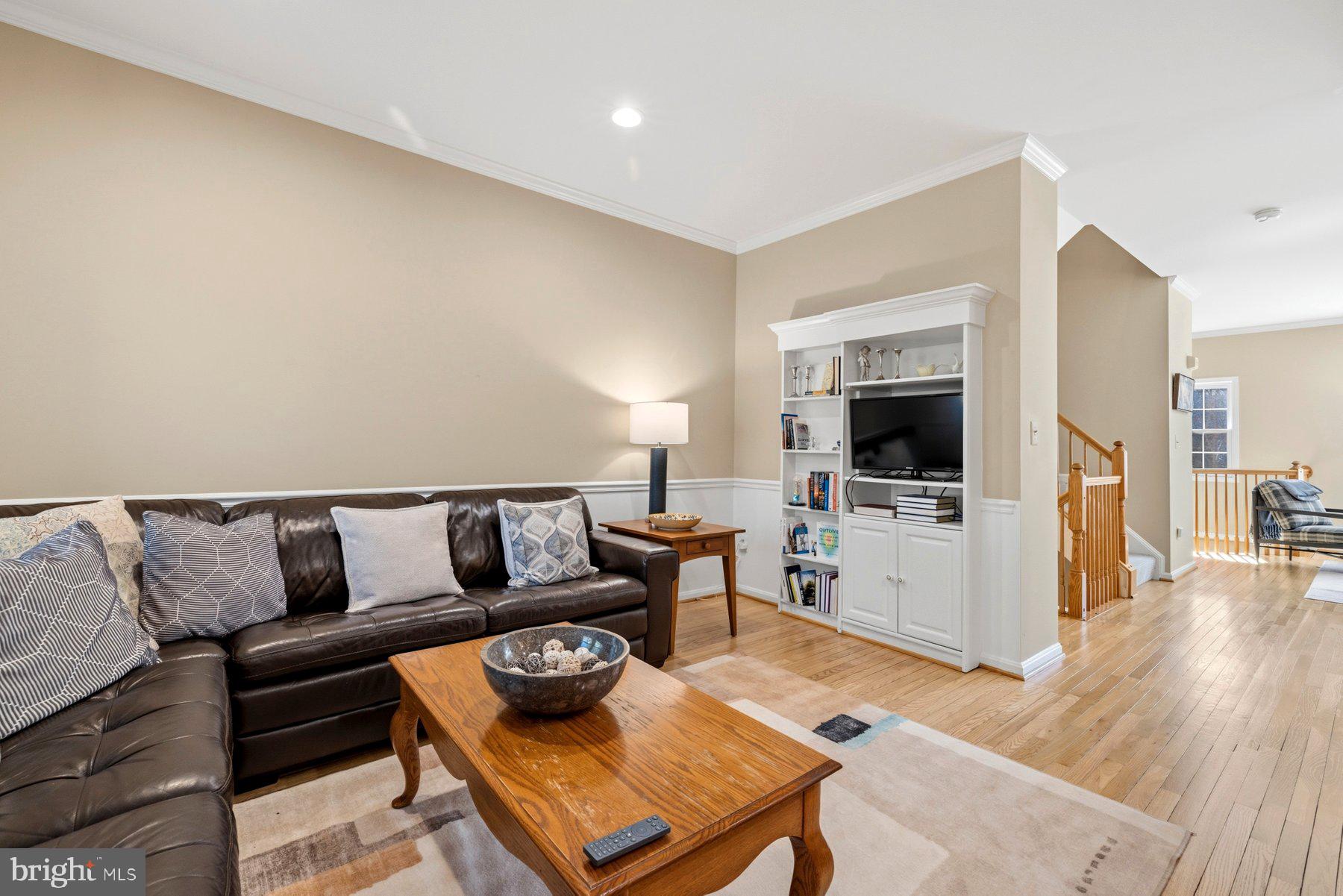 487 WINDING ROSE DRIVE