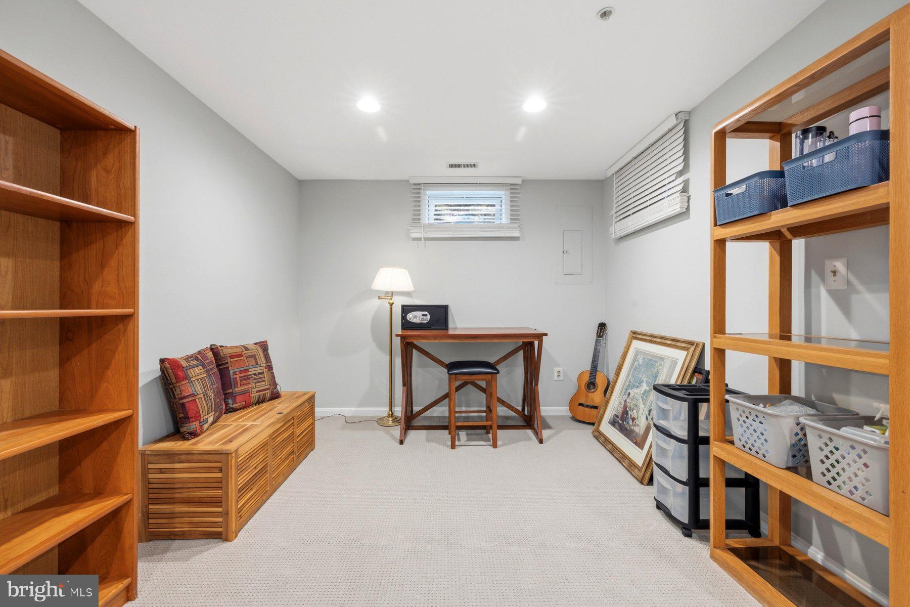 487 WINDING ROSE DRIVE