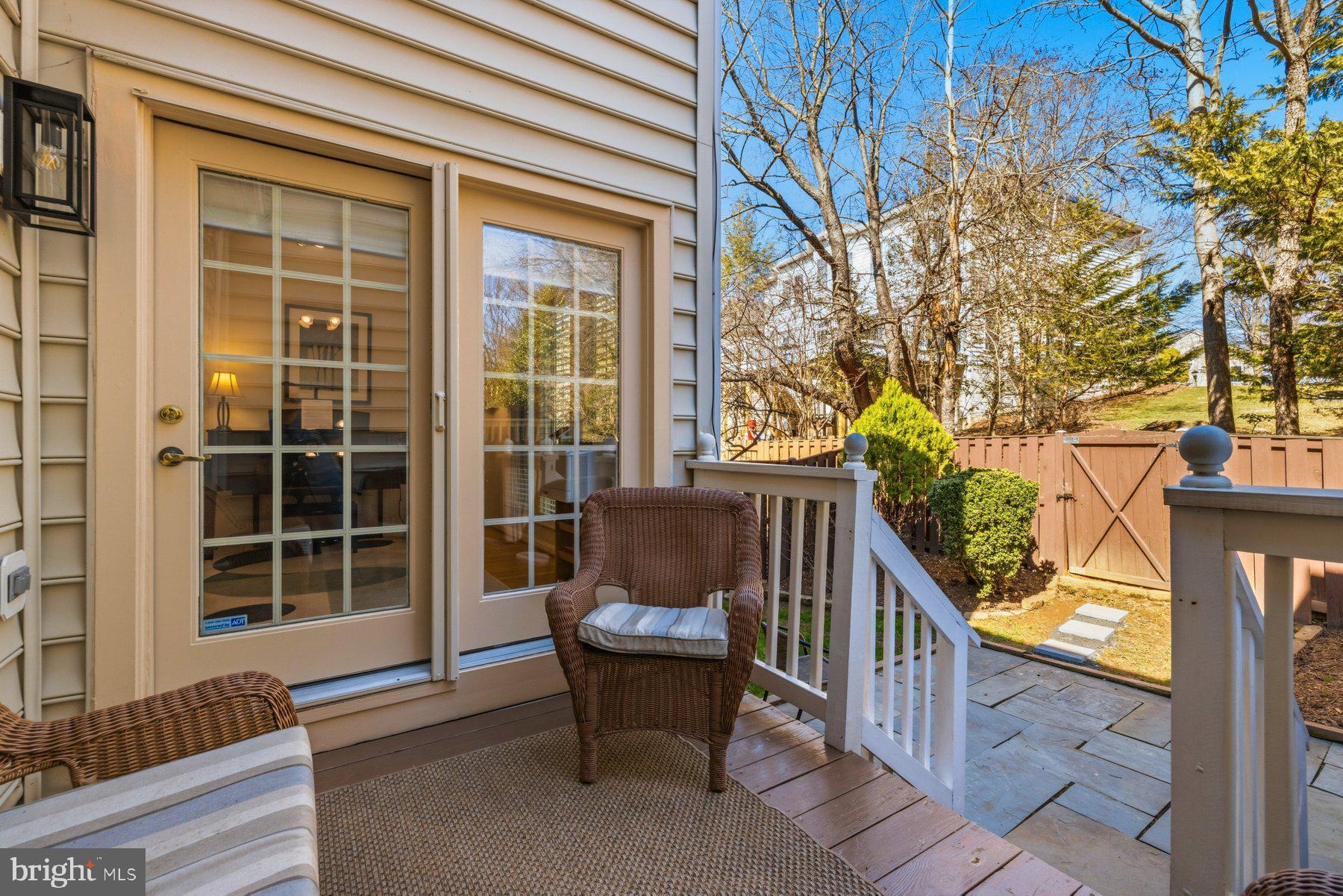 487 WINDING ROSE DRIVE