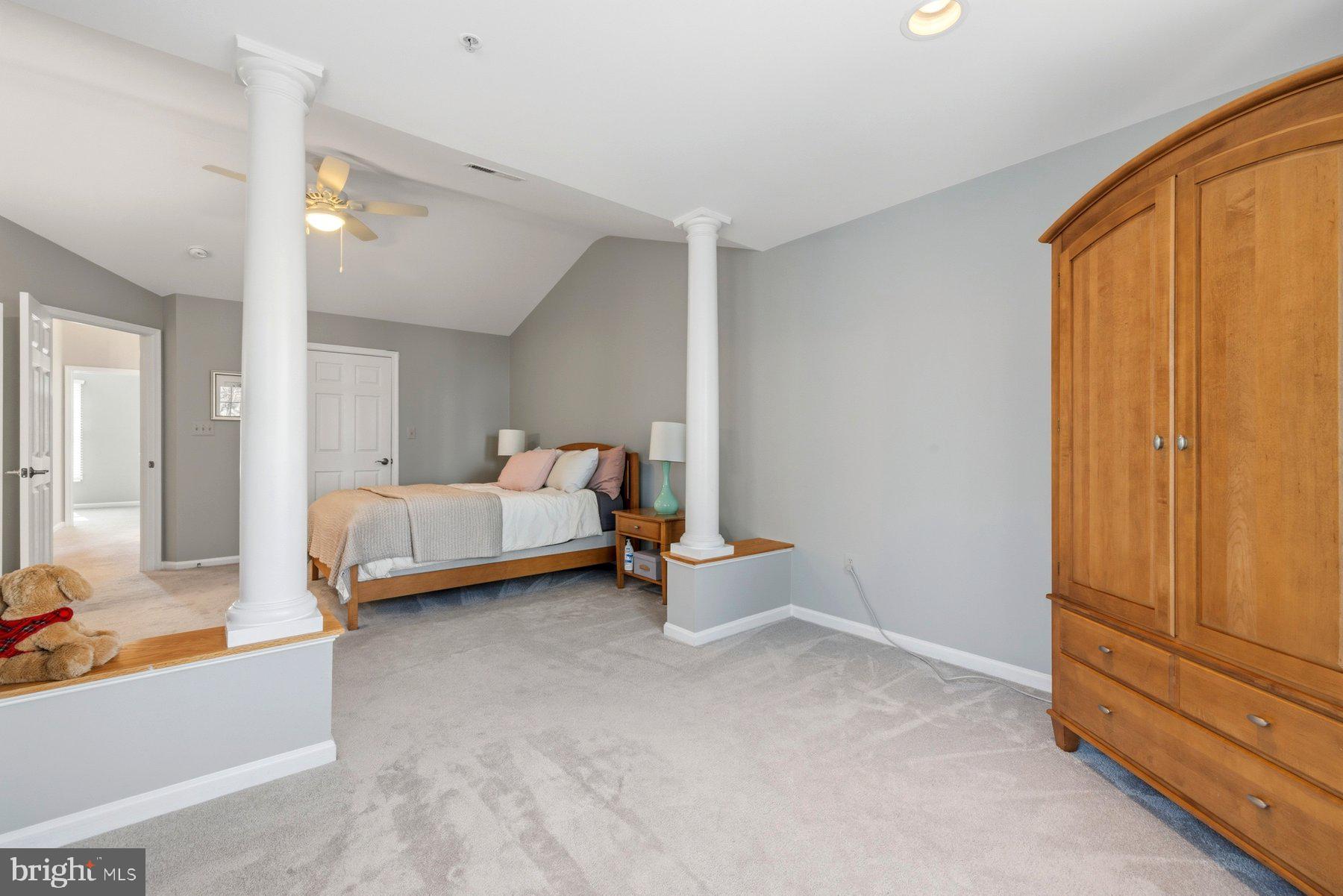 487 WINDING ROSE DRIVE