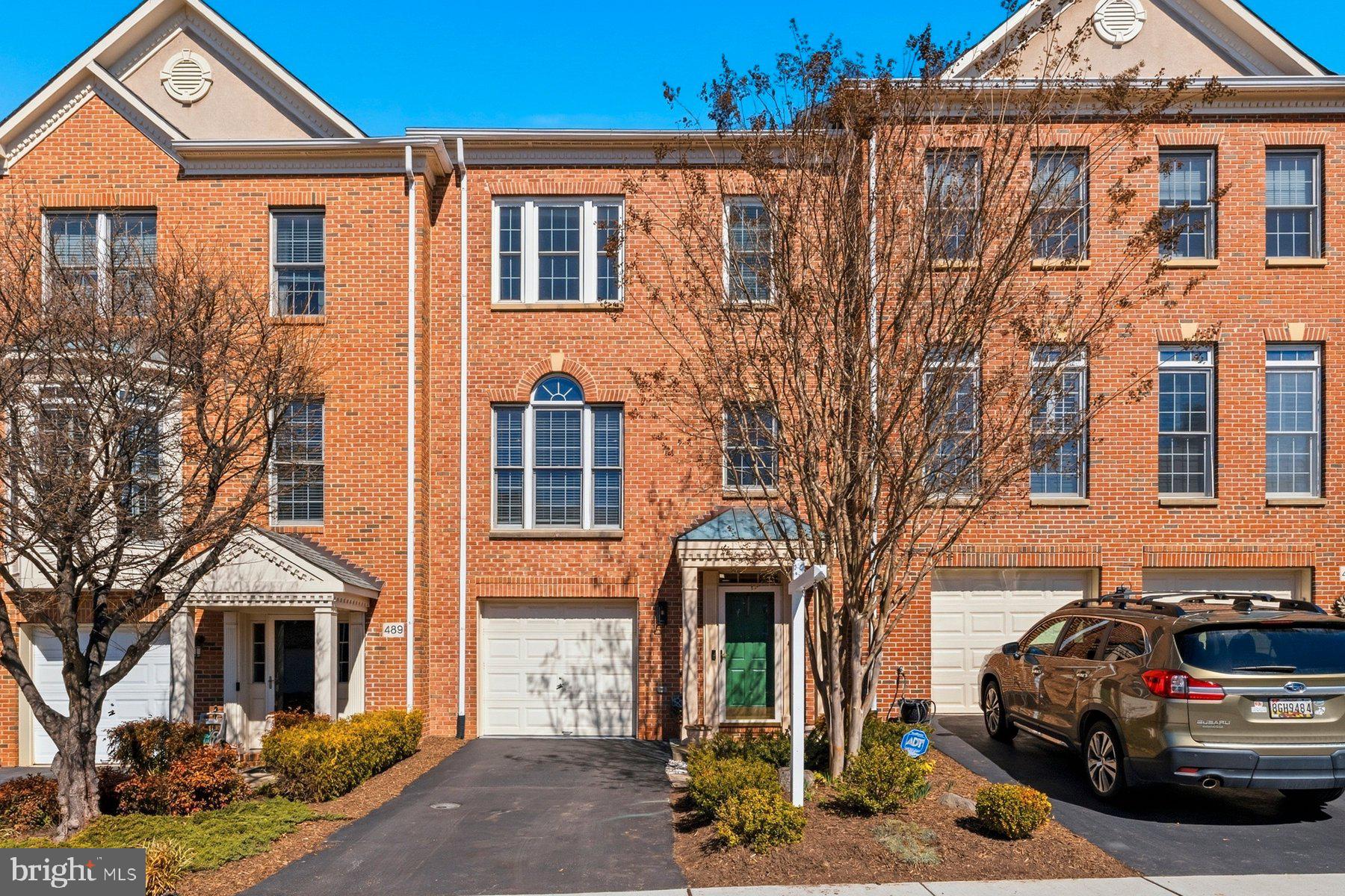 487 WINDING ROSE DRIVE