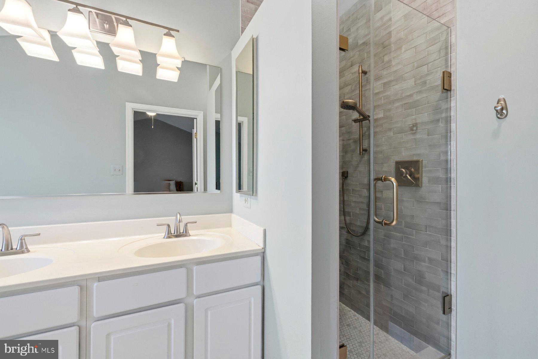 487 WINDING ROSE DRIVE