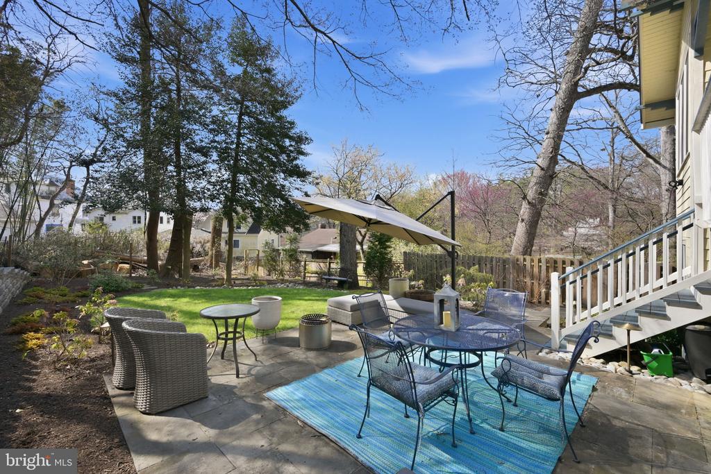309 ELM AVENUE