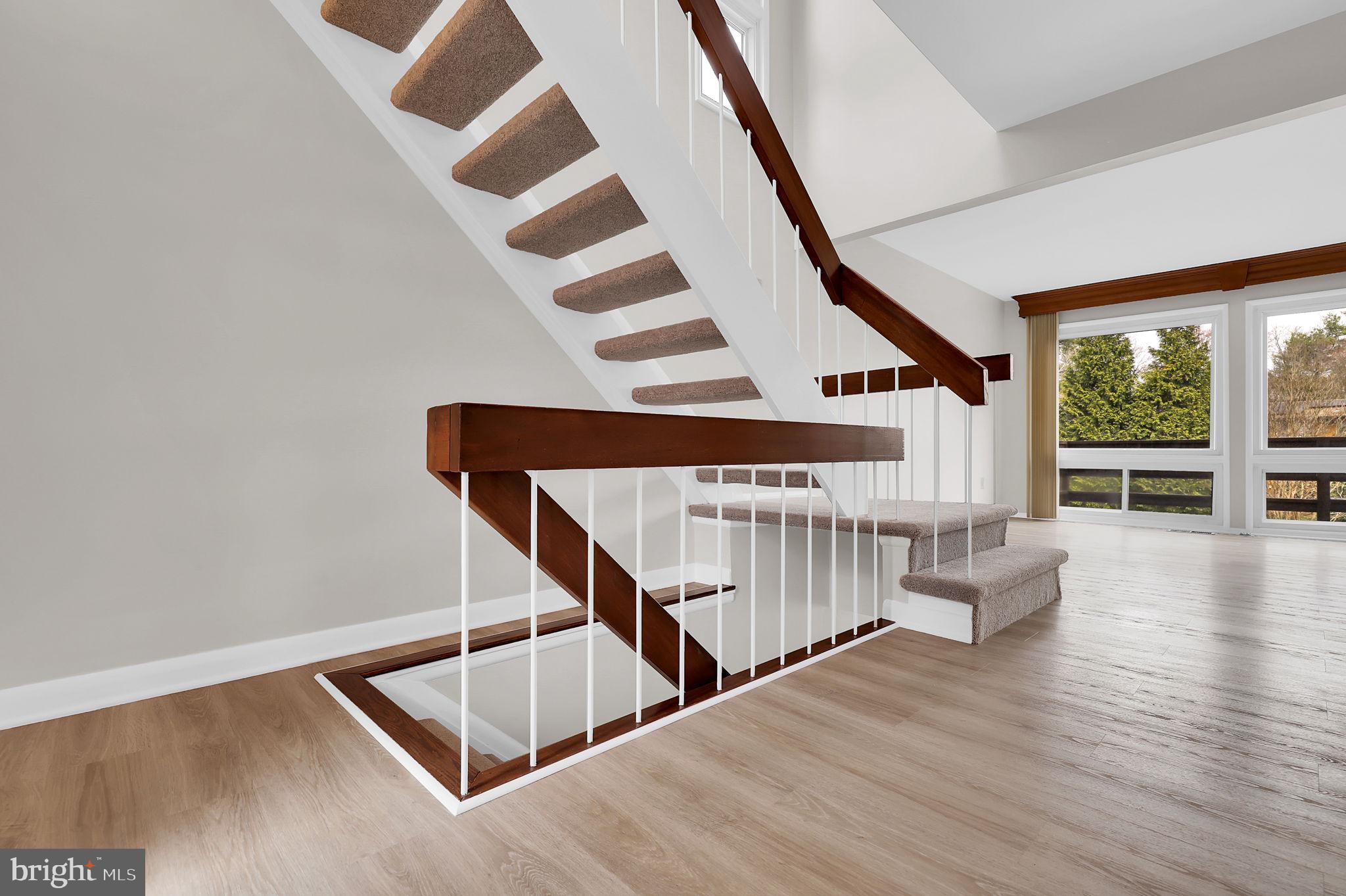 11617 SILENT VALLEY LANE