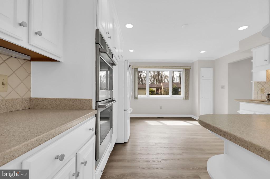11617 SILENT VALLEY LANE