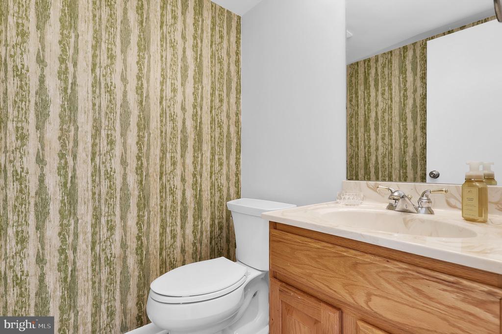 11617 SILENT VALLEY LANE