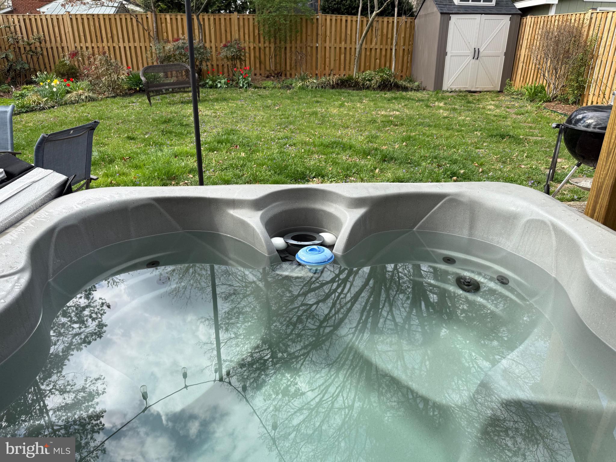 1611 NOYES DRIVE