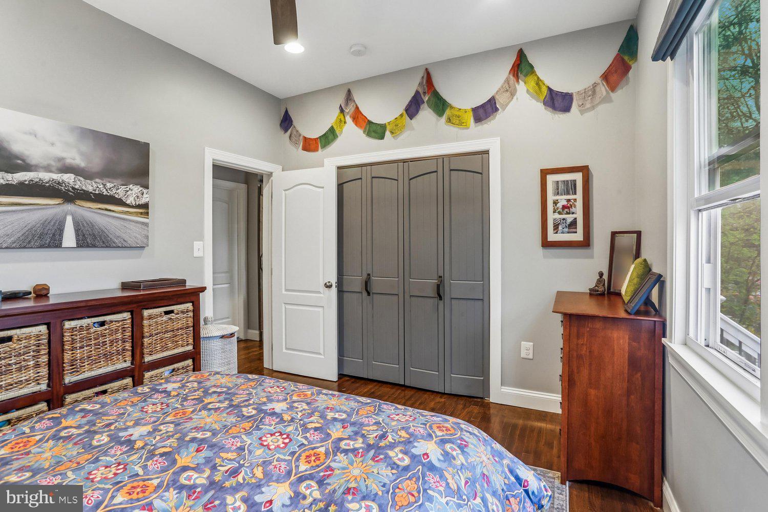1611 NOYES DRIVE