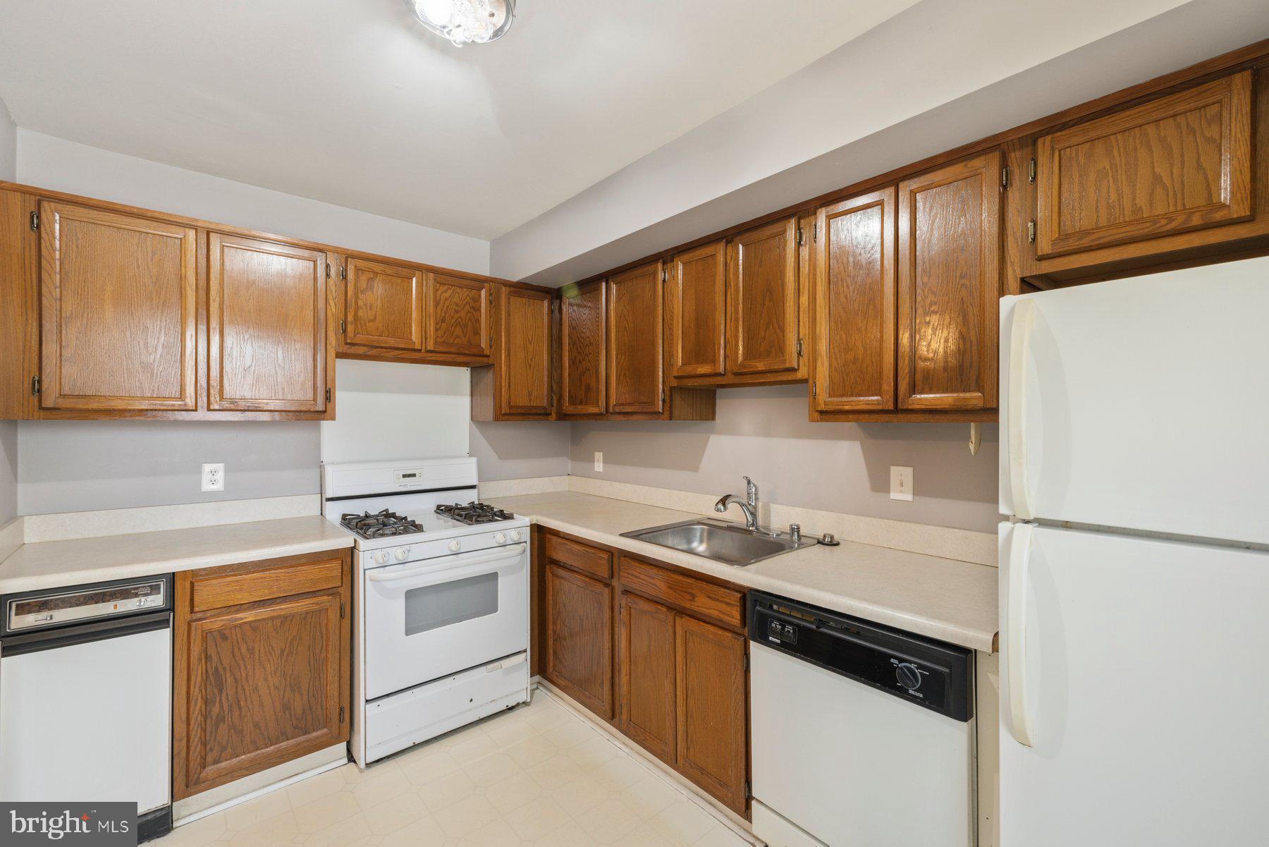 754 QUINCE ORCHARD BOULEVARD 754-10