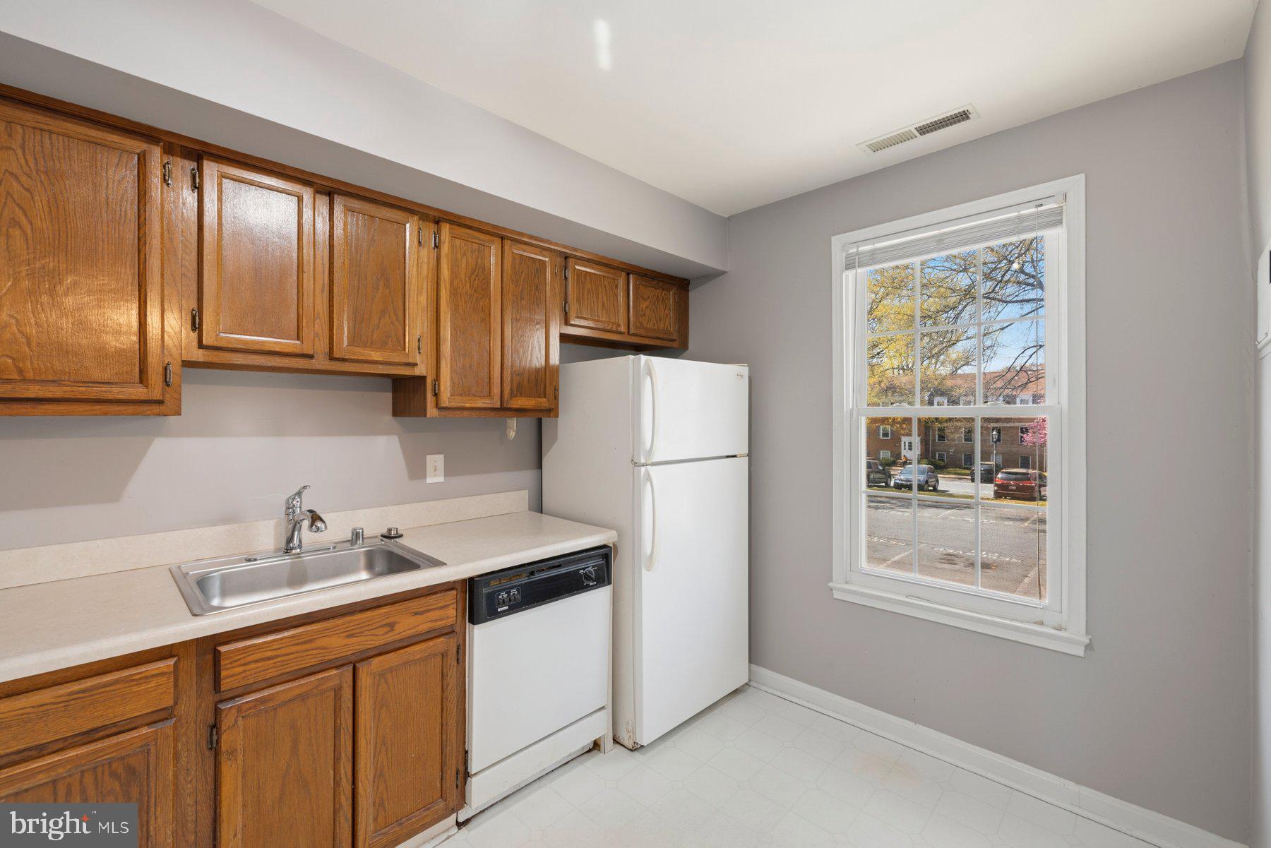 754 QUINCE ORCHARD BOULEVARD 754-10