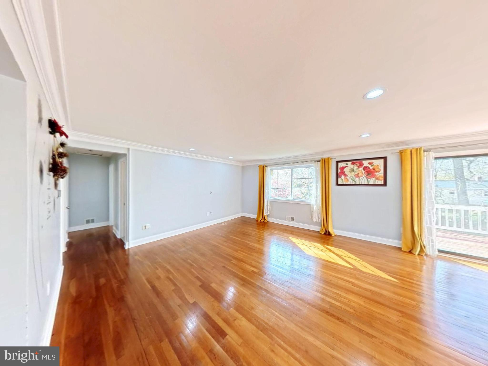 1012 LOXFORD TERRACE