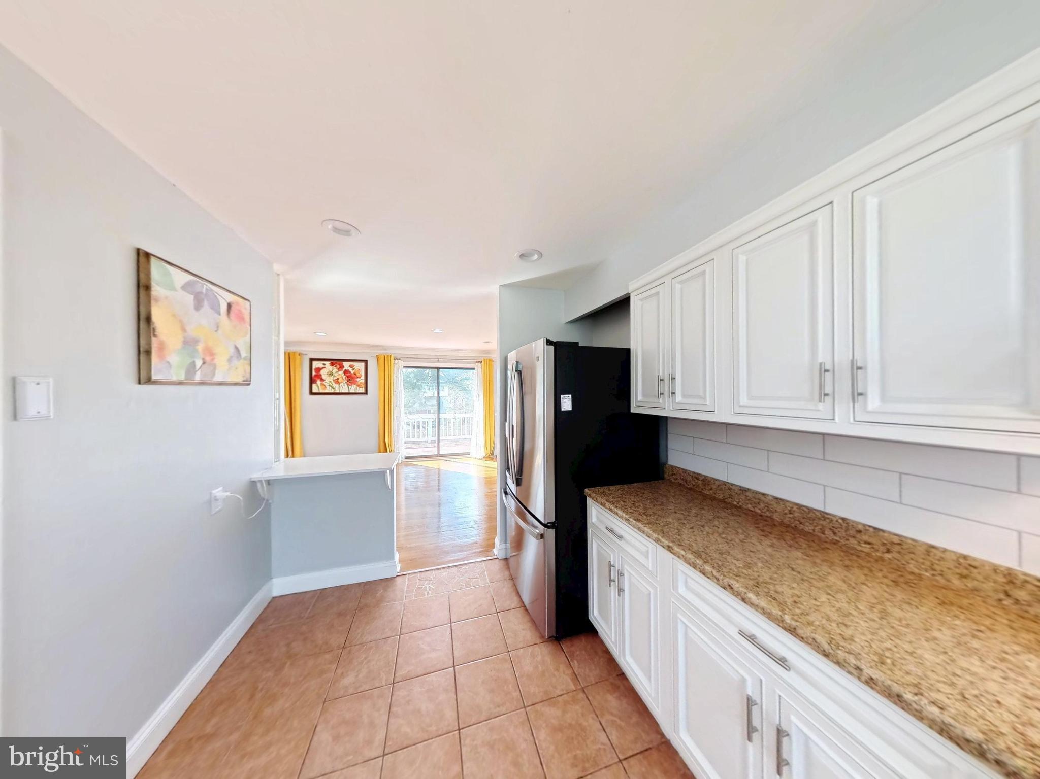 1012 LOXFORD TERRACE
