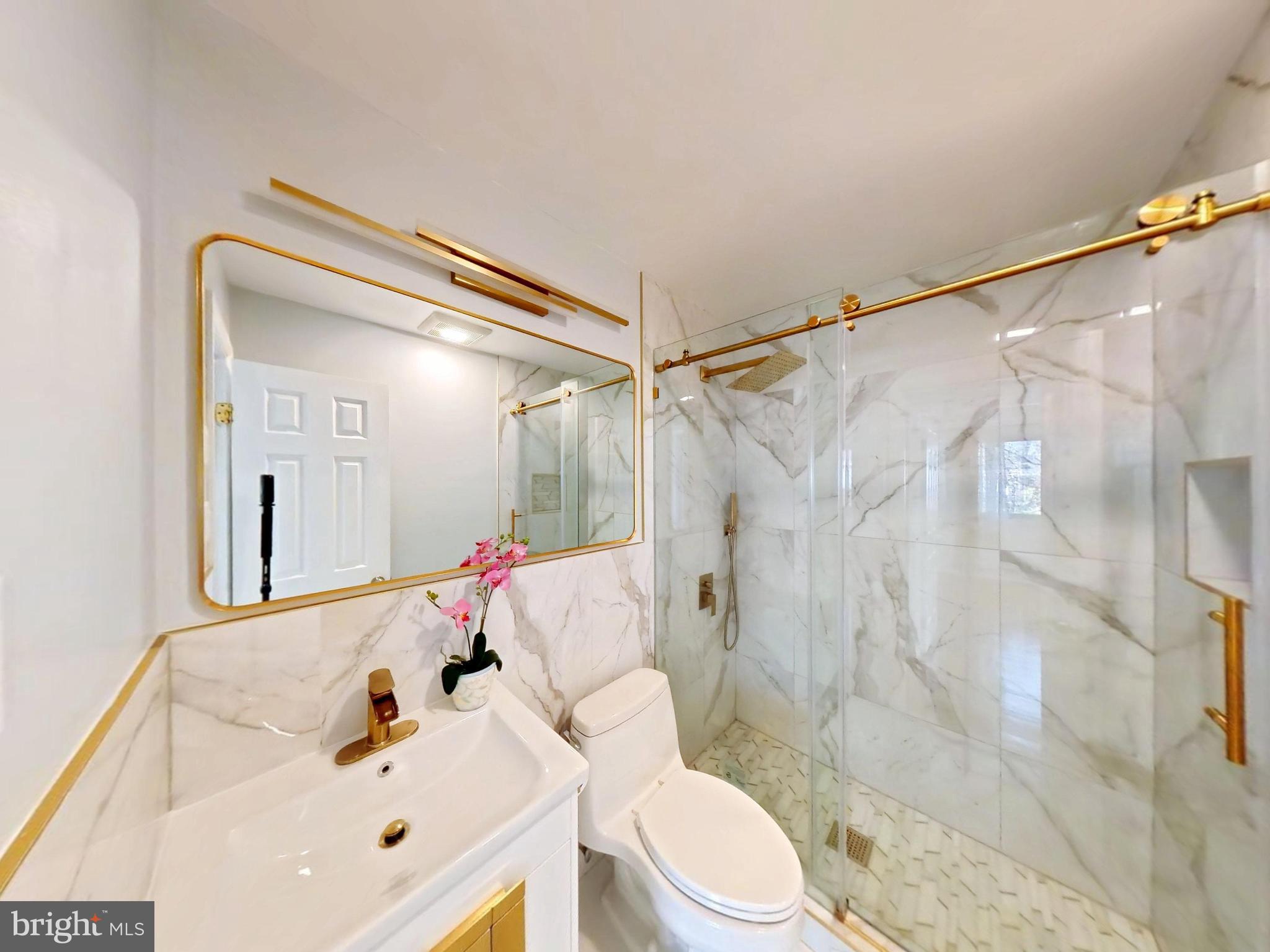 1012 LOXFORD TERRACE