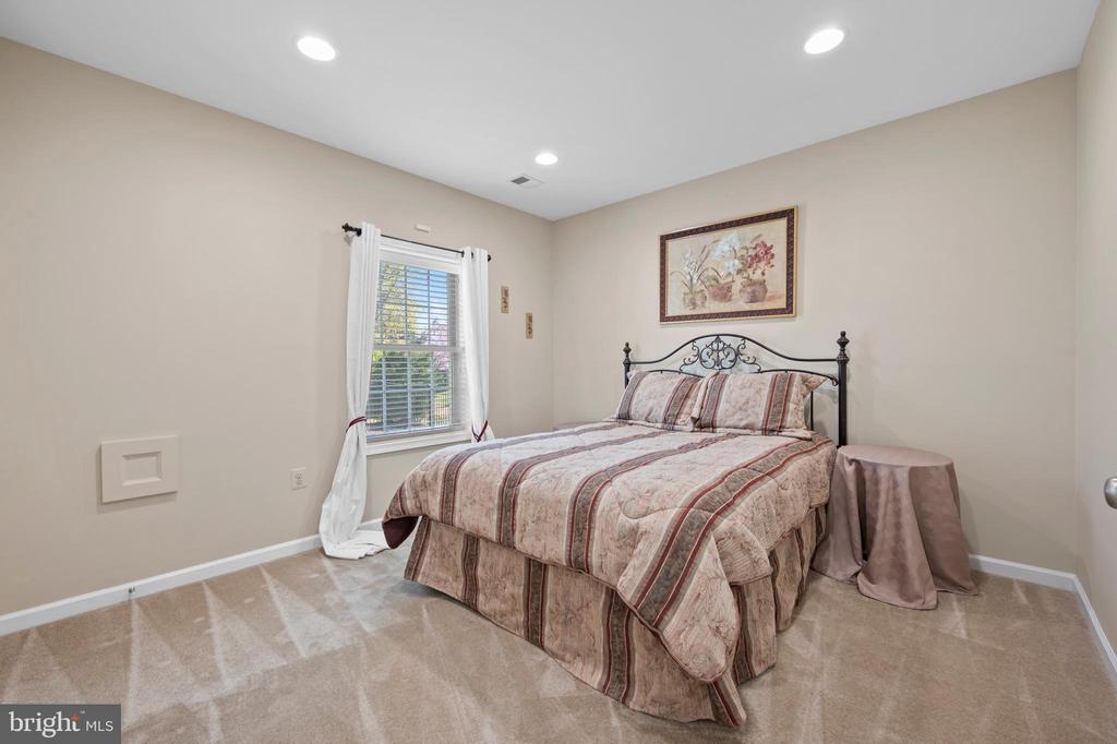 13212 MOONLIGHT TRAIL DRIVE