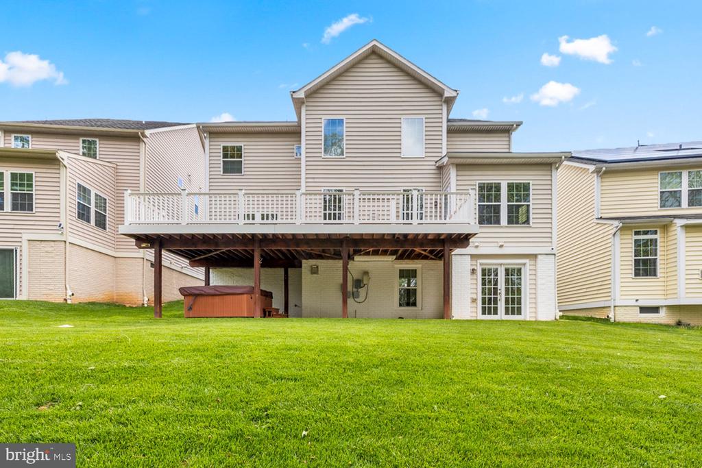 23004 SYCAMORE FARM DRIVE