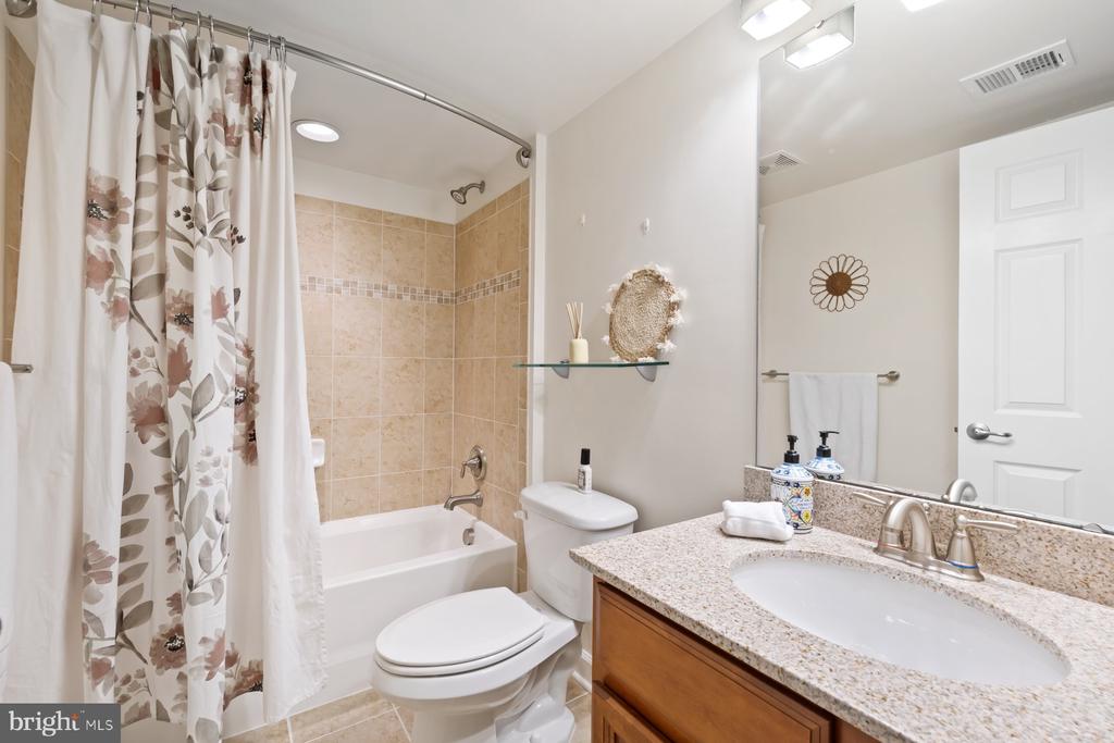23004 SYCAMORE FARM DRIVE