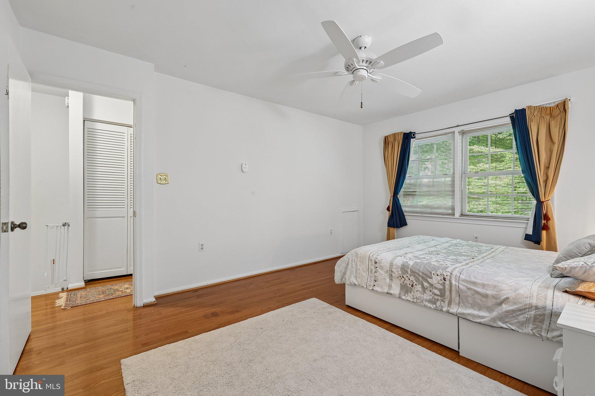 734 AZALEA DRIVE 11-734