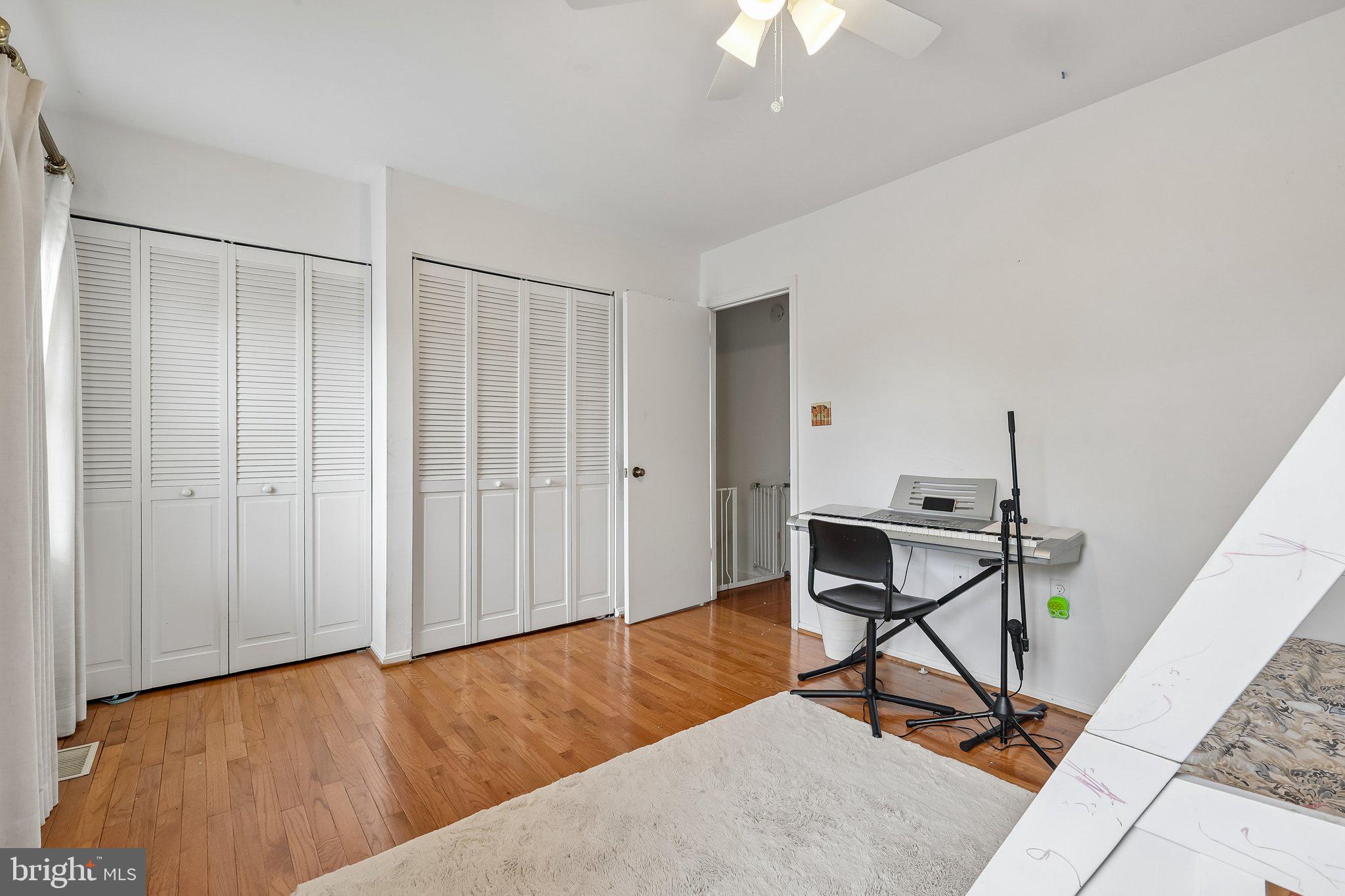 734 AZALEA DRIVE 11-734