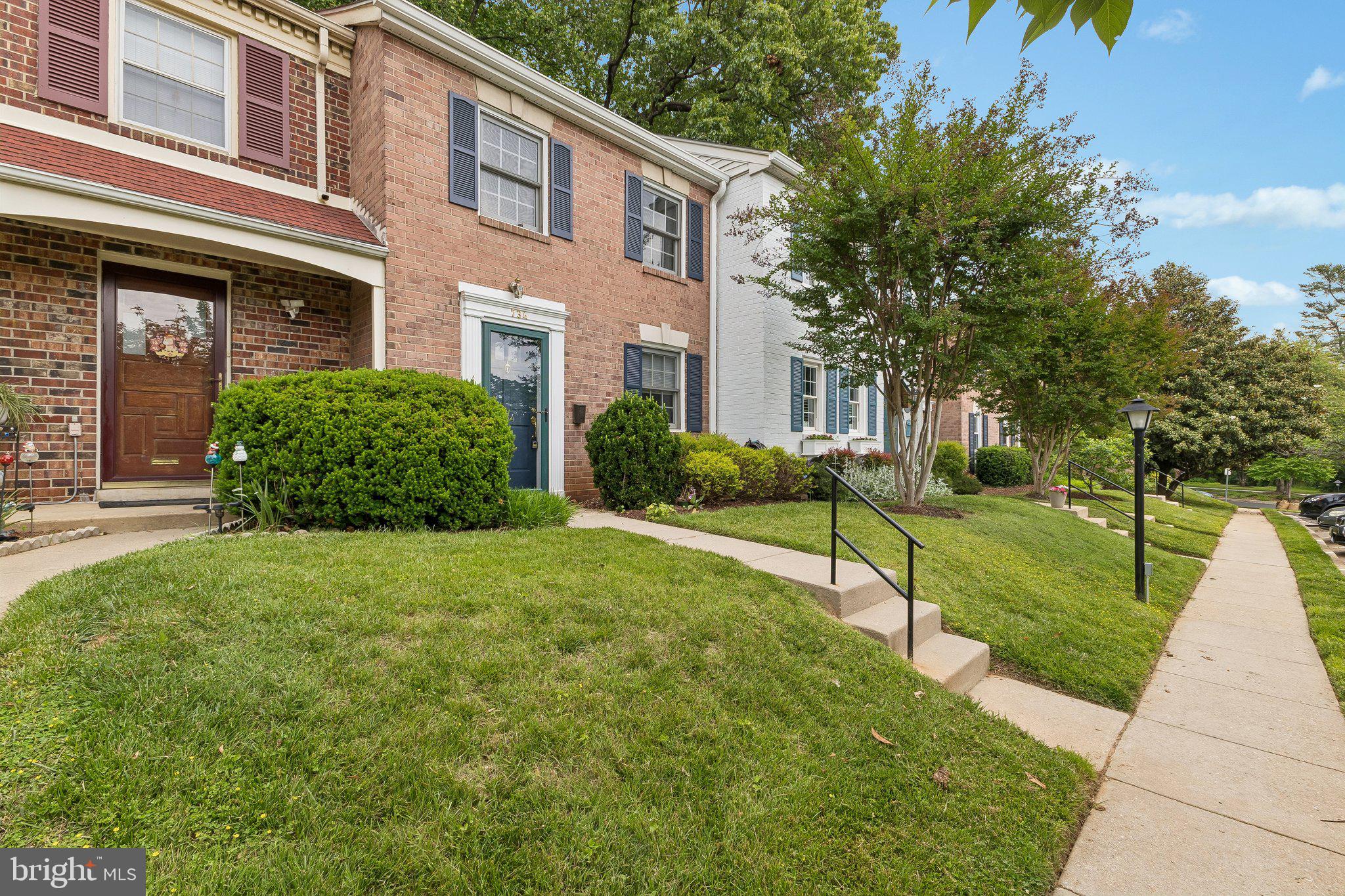 734 AZALEA DRIVE 11-734