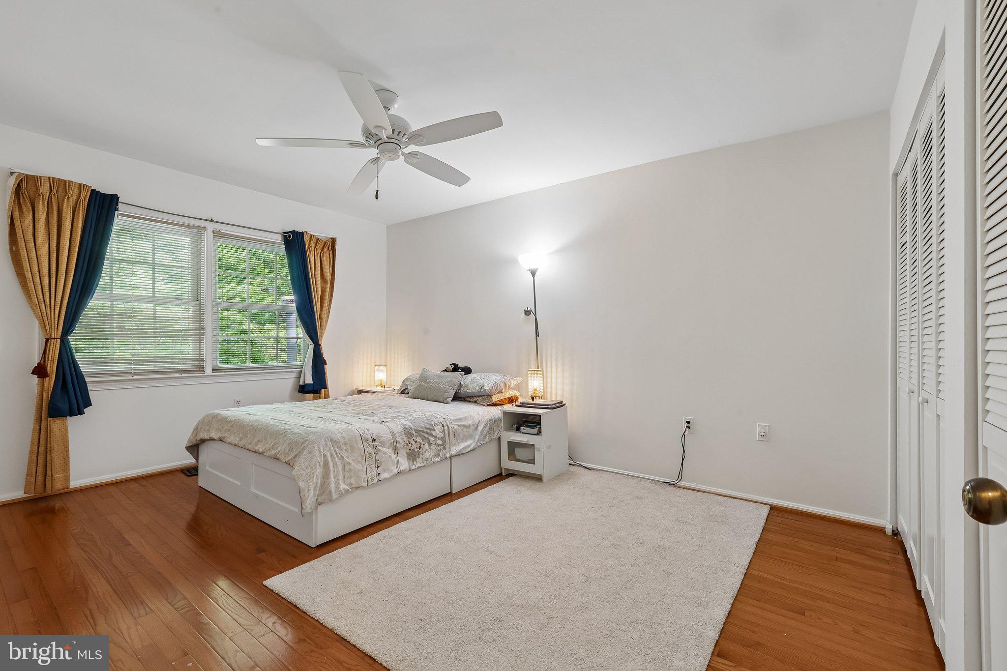 734 AZALEA DRIVE 11-734