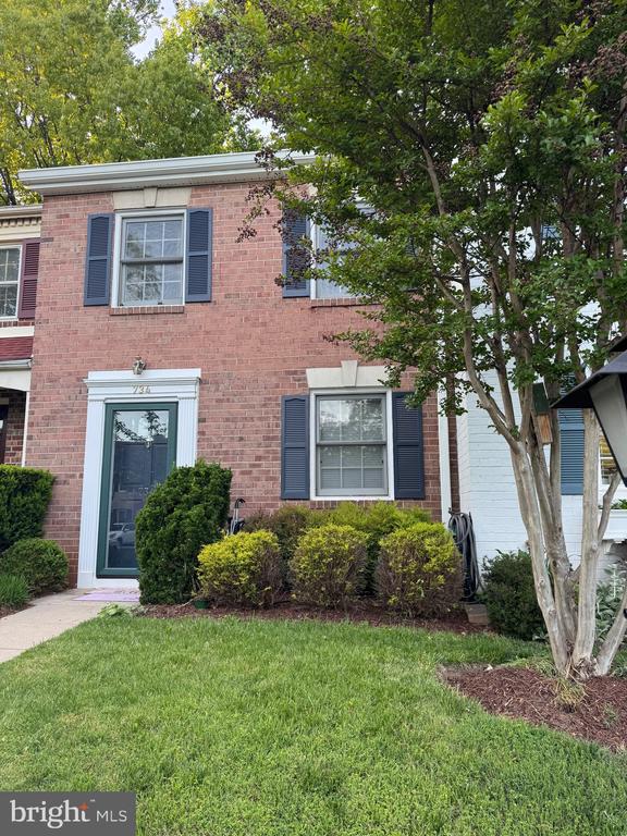 734 AZALEA DRIVE 11-734