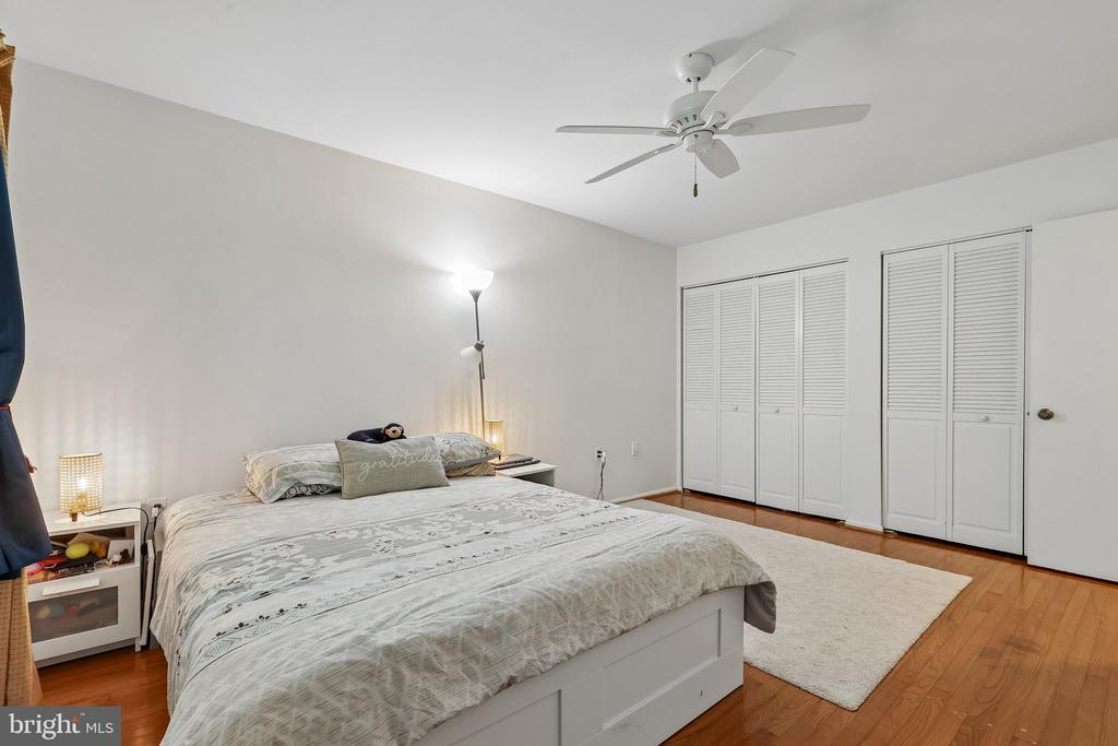 734 AZALEA DRIVE 11-734