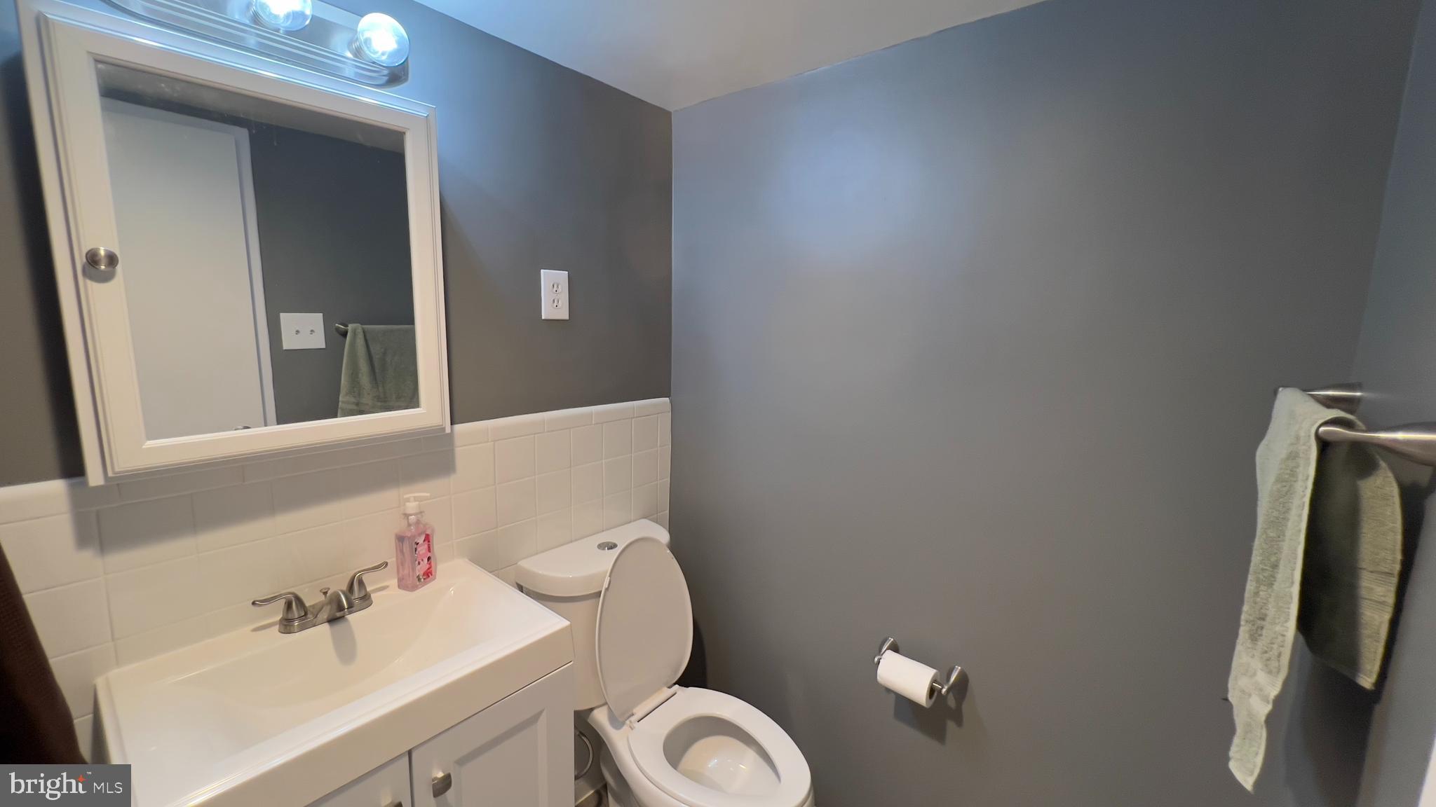 10401 GROSVENOR PLACE 524