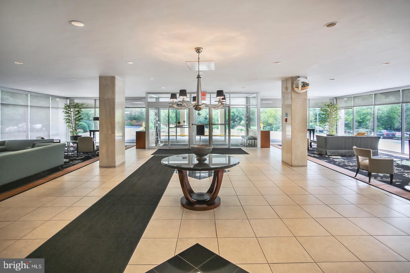 10401 GROSVENOR PLACE 524