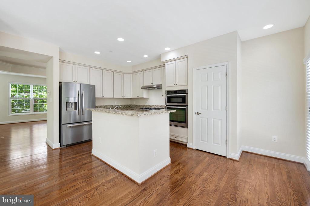 8341 BRODERICK CIRCLE