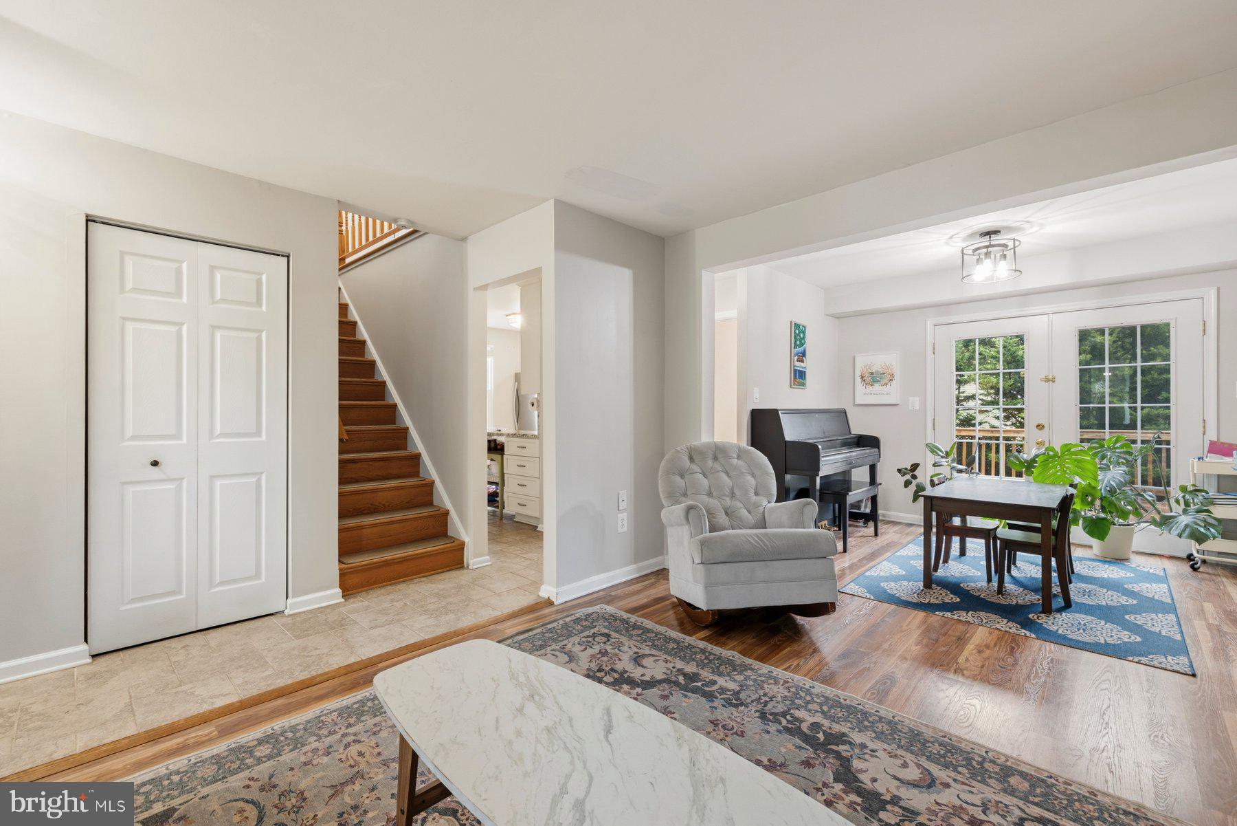 21 NICKELBY COURT