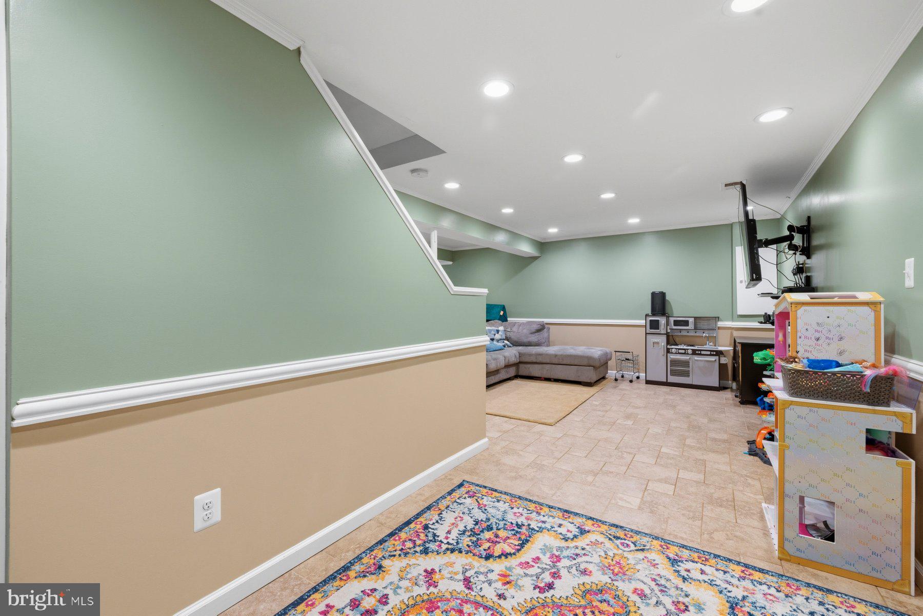 21 NICKELBY COURT