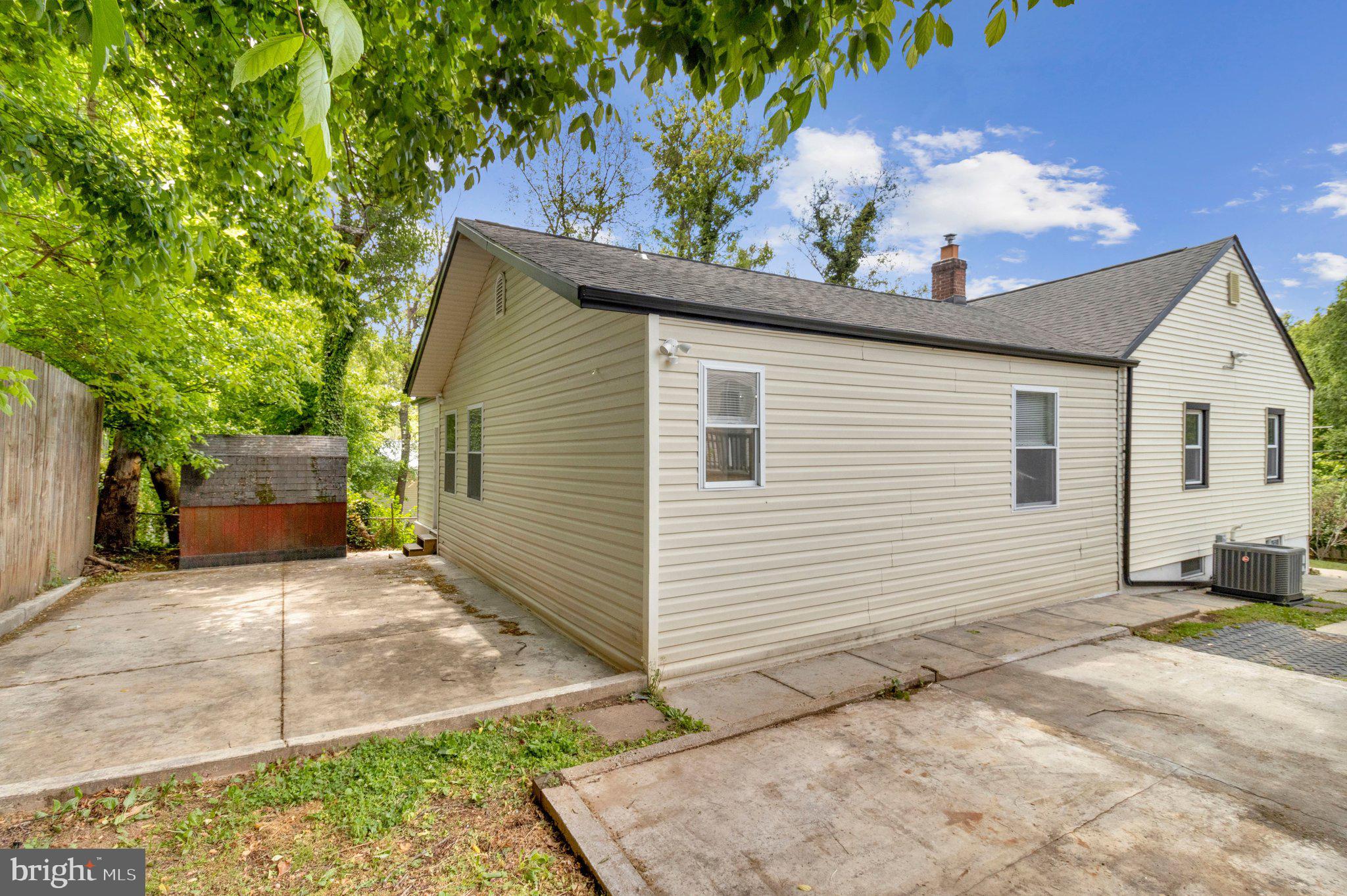 11515 GOODLOE ROAD