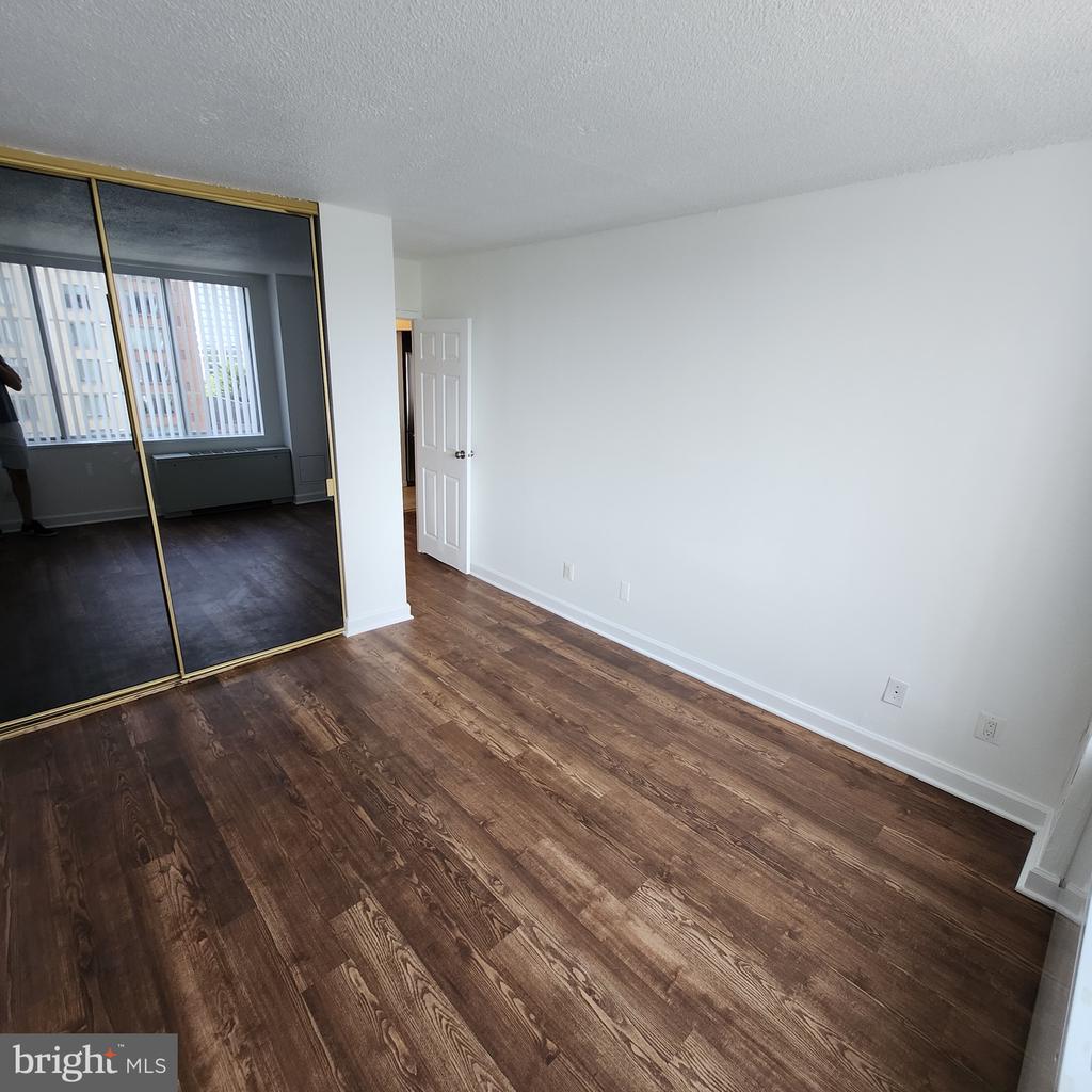 11801 ROCKVILLE PIKE 709