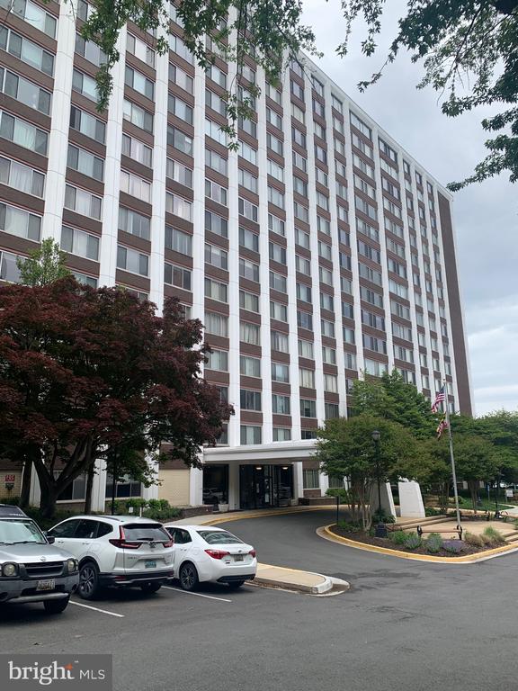 11801 ROCKVILLE PIKE 709