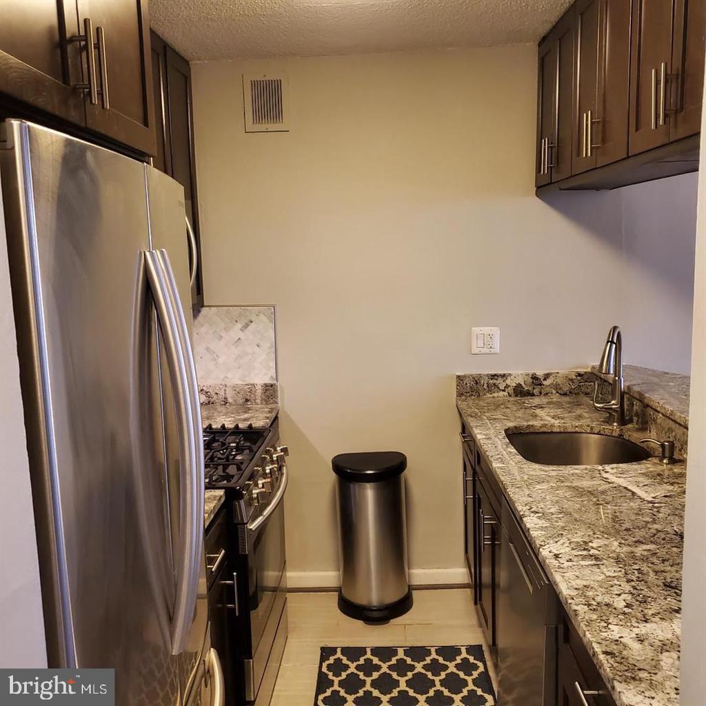 11801 ROCKVILLE PIKE 709