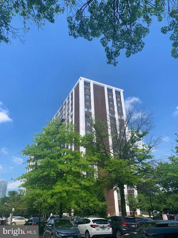 11801 ROCKVILLE PIKE 709
