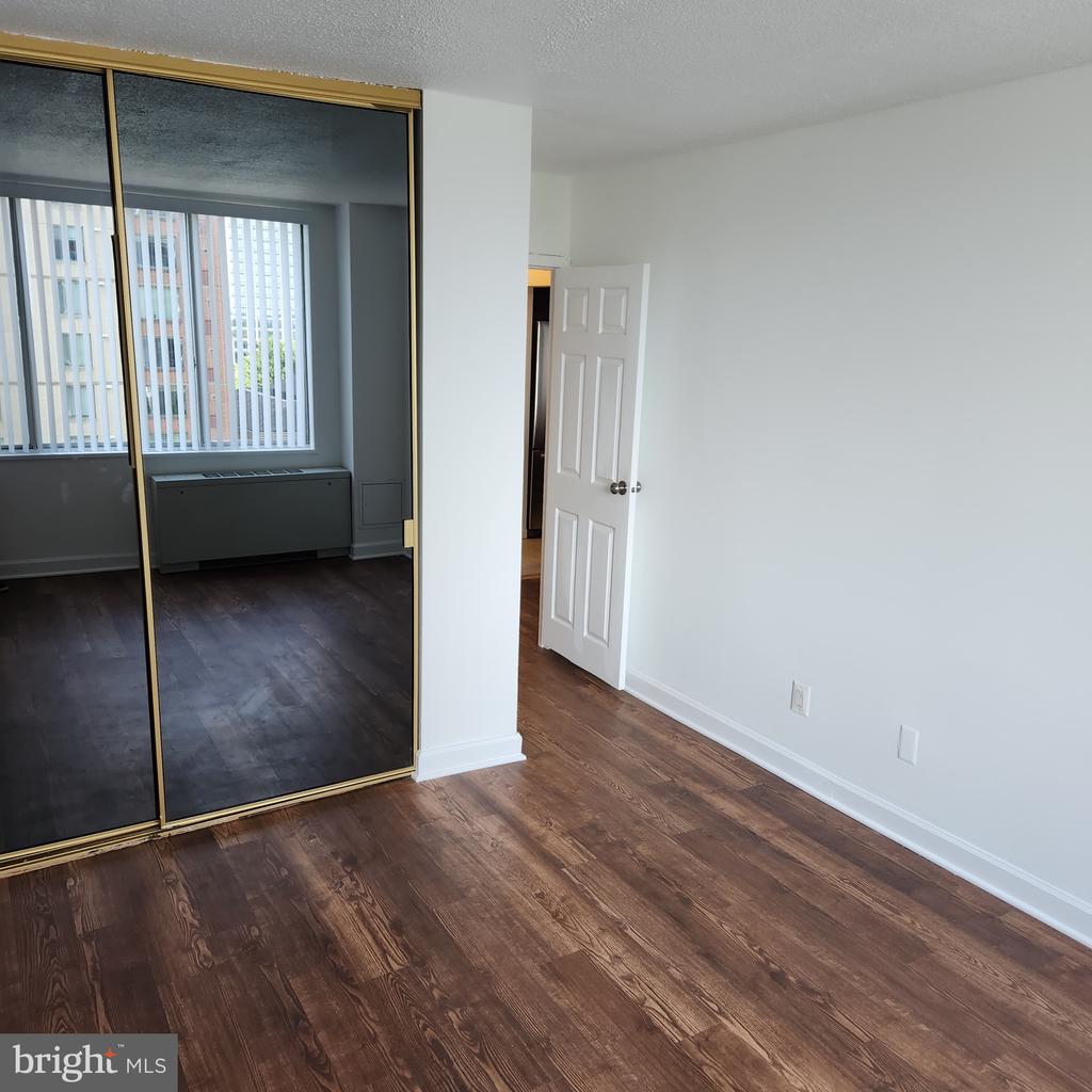 11801 ROCKVILLE PIKE 709