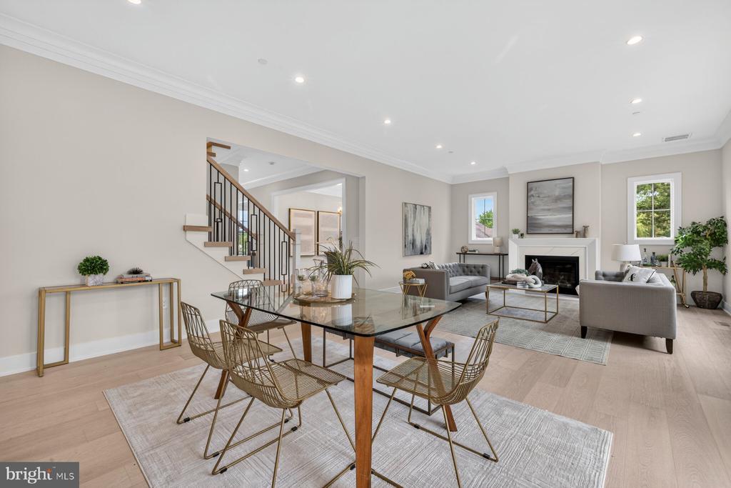 5015 CUSHING DRIVE