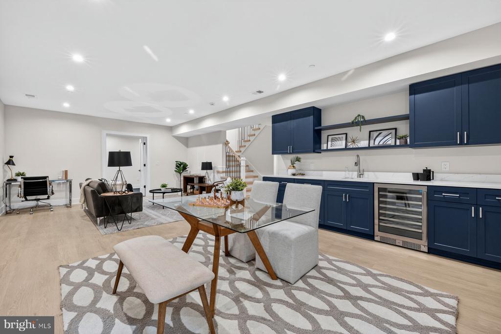 5015 CUSHING DRIVE