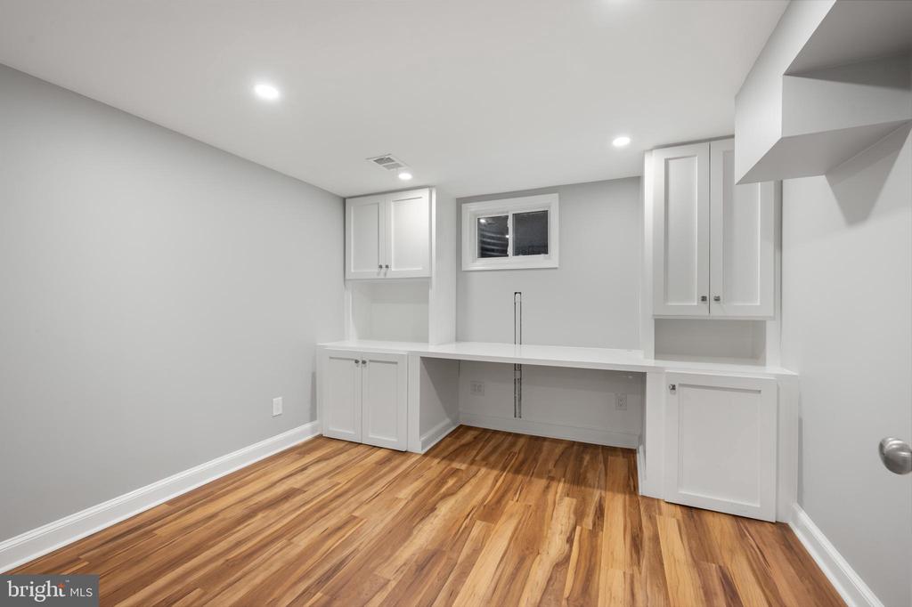4513 PULLER DRIVE