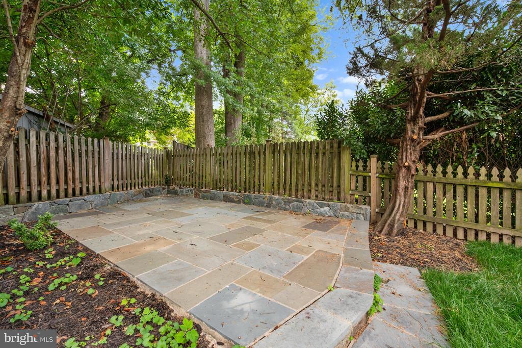 4513 PULLER DRIVE
