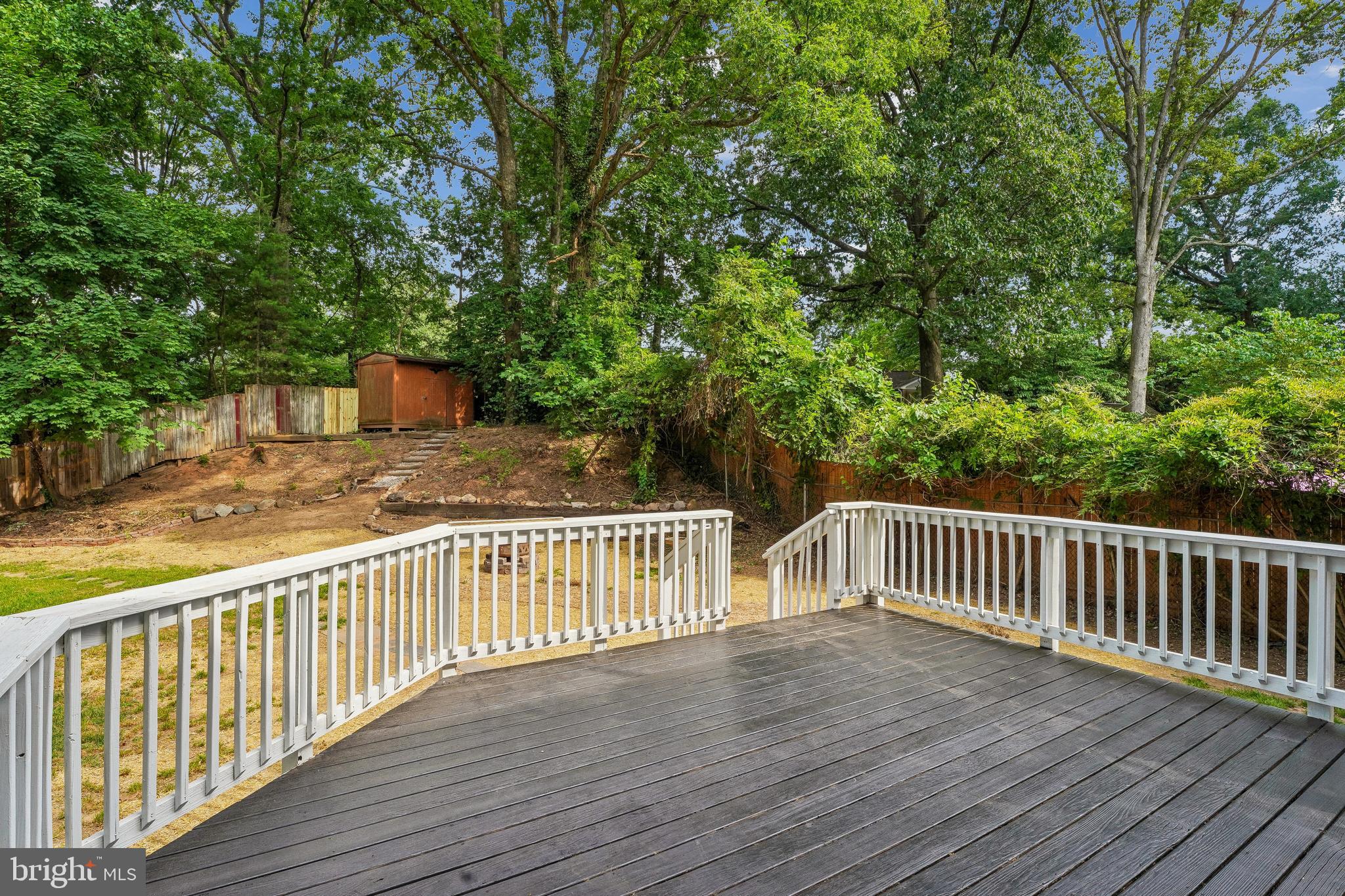 1106 MEURILEE LANE