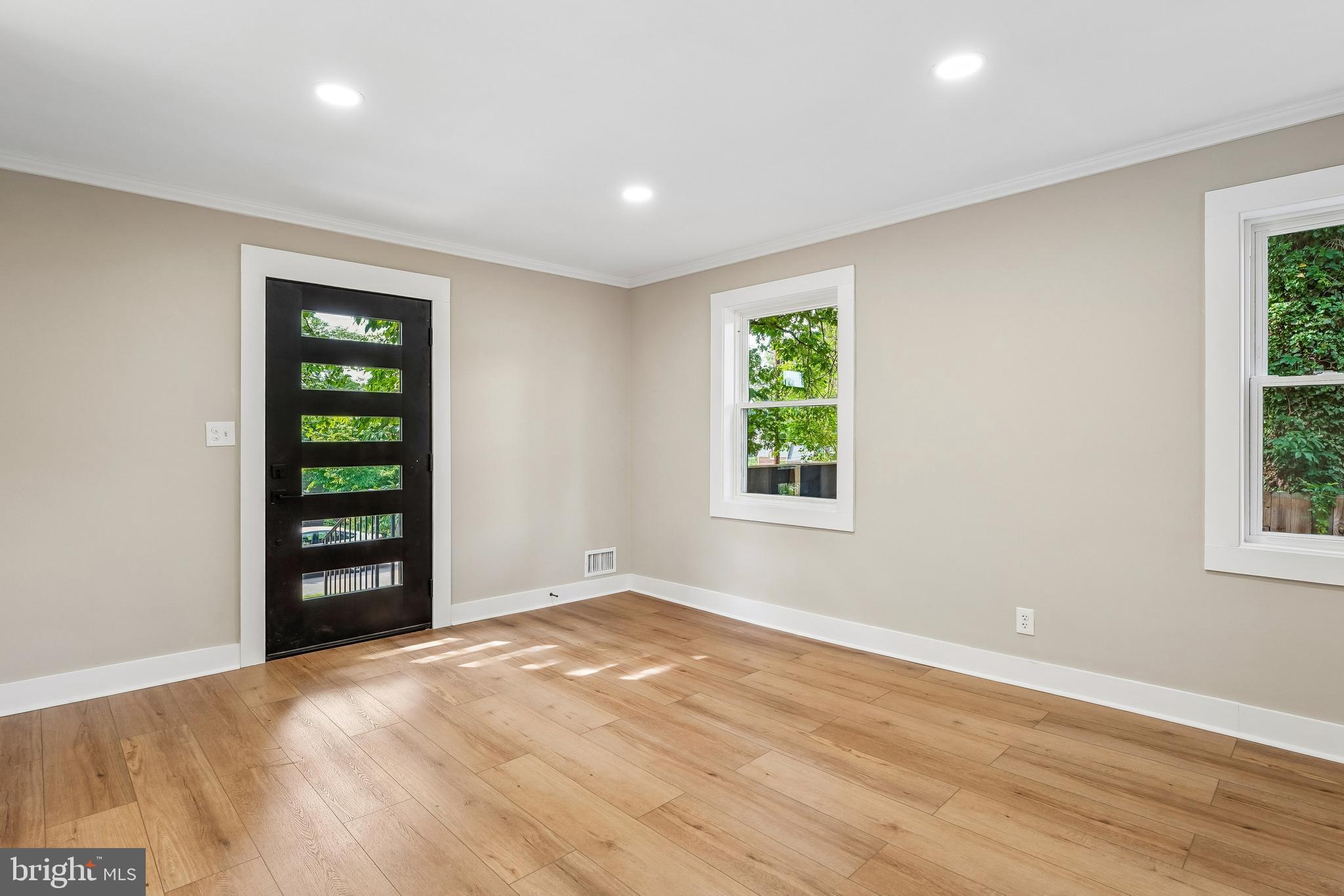 1106 MEURILEE LANE