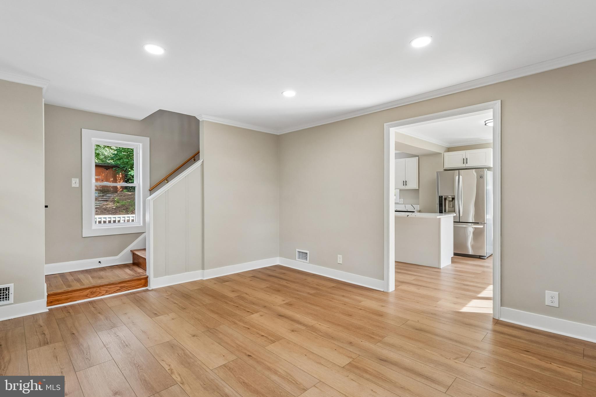 1106 MEURILEE LANE
