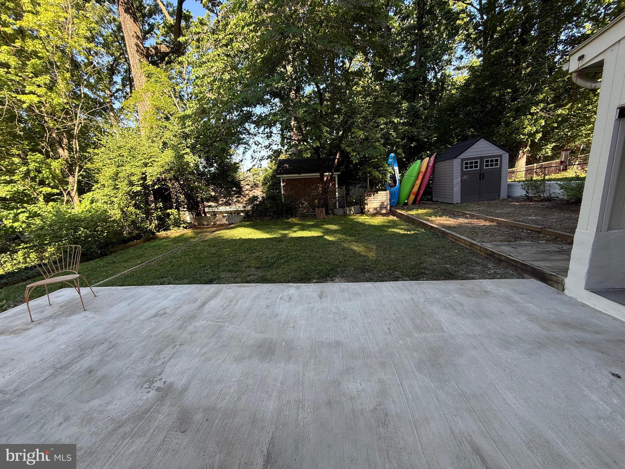 8712 GEREN ROAD