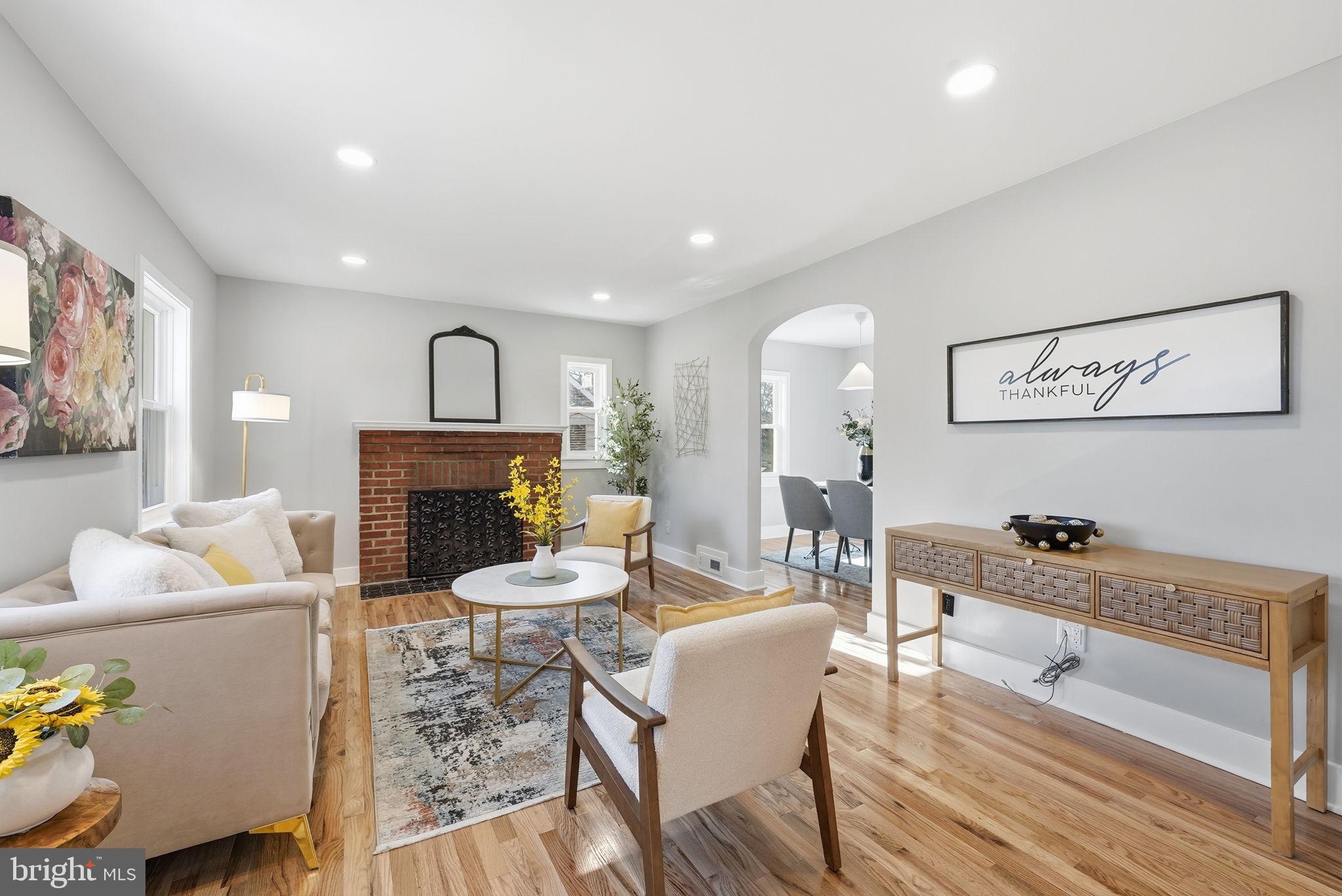 8712 GEREN ROAD